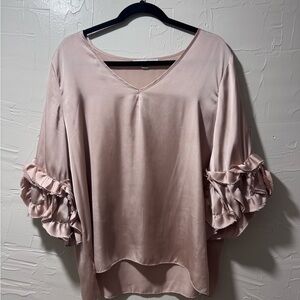 Violet & Claire Pink Flutter Sleeve Blouse
